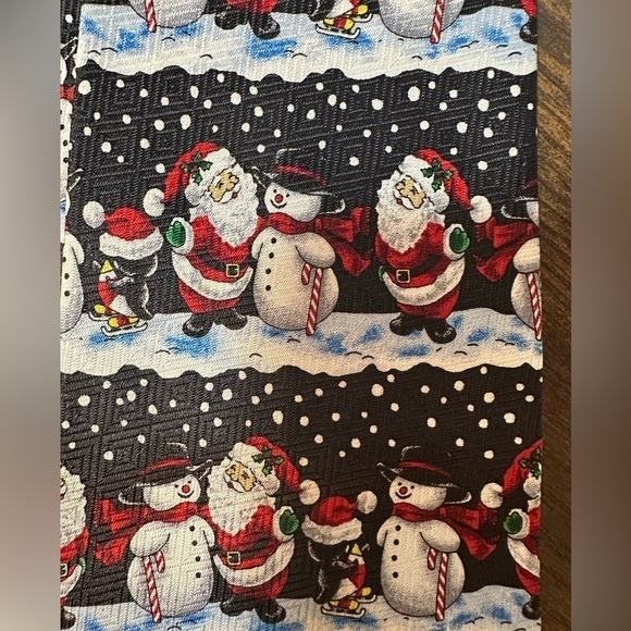 Christmas Santa and the Snowmen Holiday Tie - Picture 4 of 5